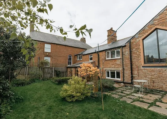 Elm House Barn - Converted Barn At The Gateway To The District National Park *
