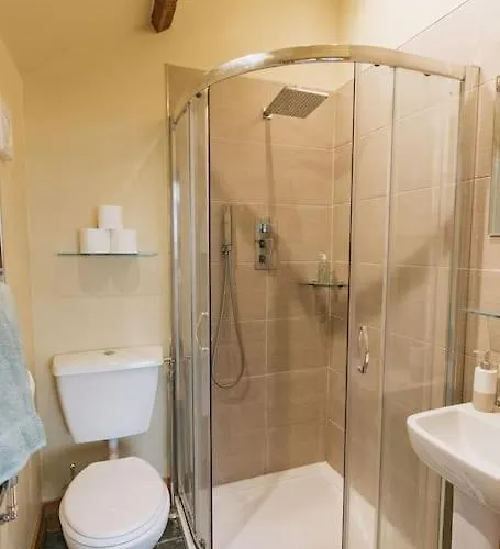 Elm House Barn - Converted Barn At The Gateway To The District National Park 度假居 *