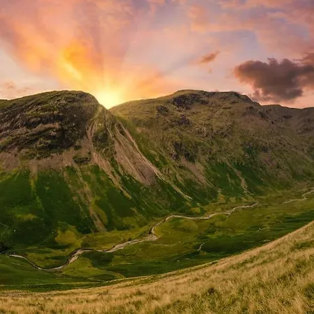 Elm House Barn - Converted One Bed Barn At The Gateway To The District National Park Feriehus