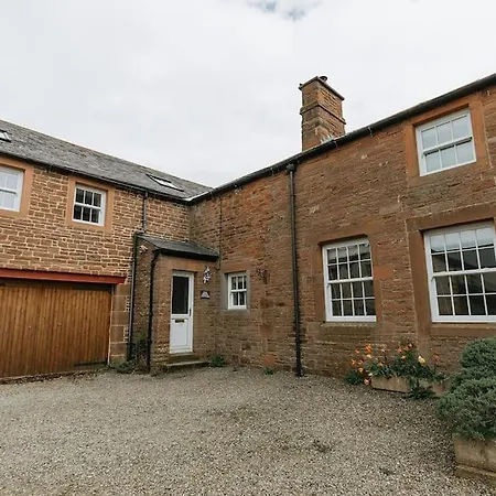 Elm House Barn - Converted One Bed Barn At The Gateway To The District National Park *